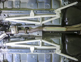 スバル WRX STI （VAB）フロアサブフレーム